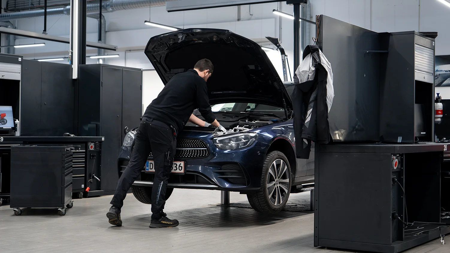 Mercedes-Benz service