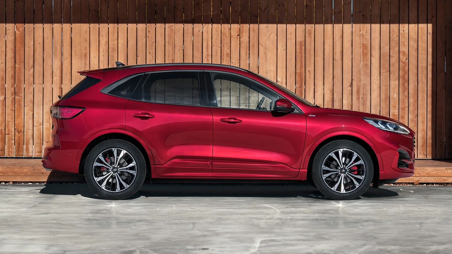 Ford Kuga Eksteriør Profil